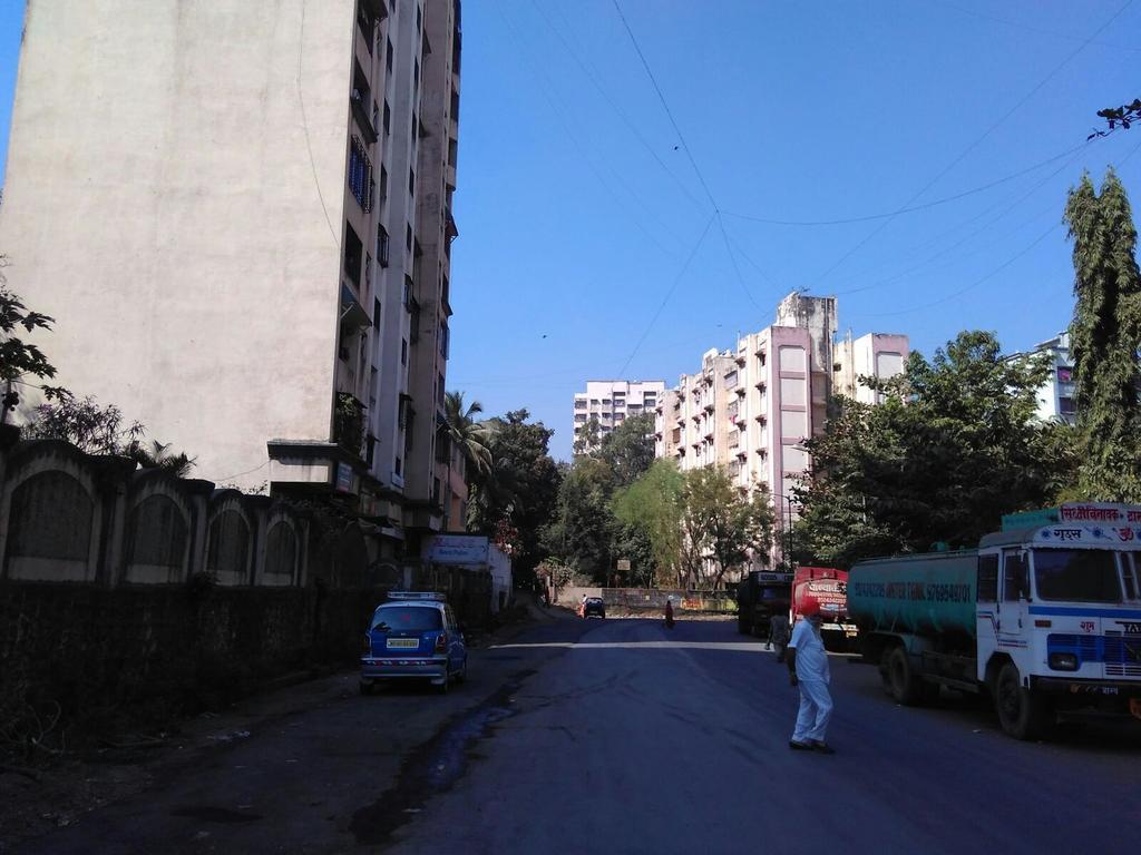 Oyo Apartments Powai Lake View Mumbai Exterior photo